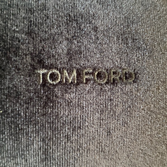 TOM FORD Brown Velvet and Suede Microfiber Clamshell Sunglass Case - Picture 6 of 13